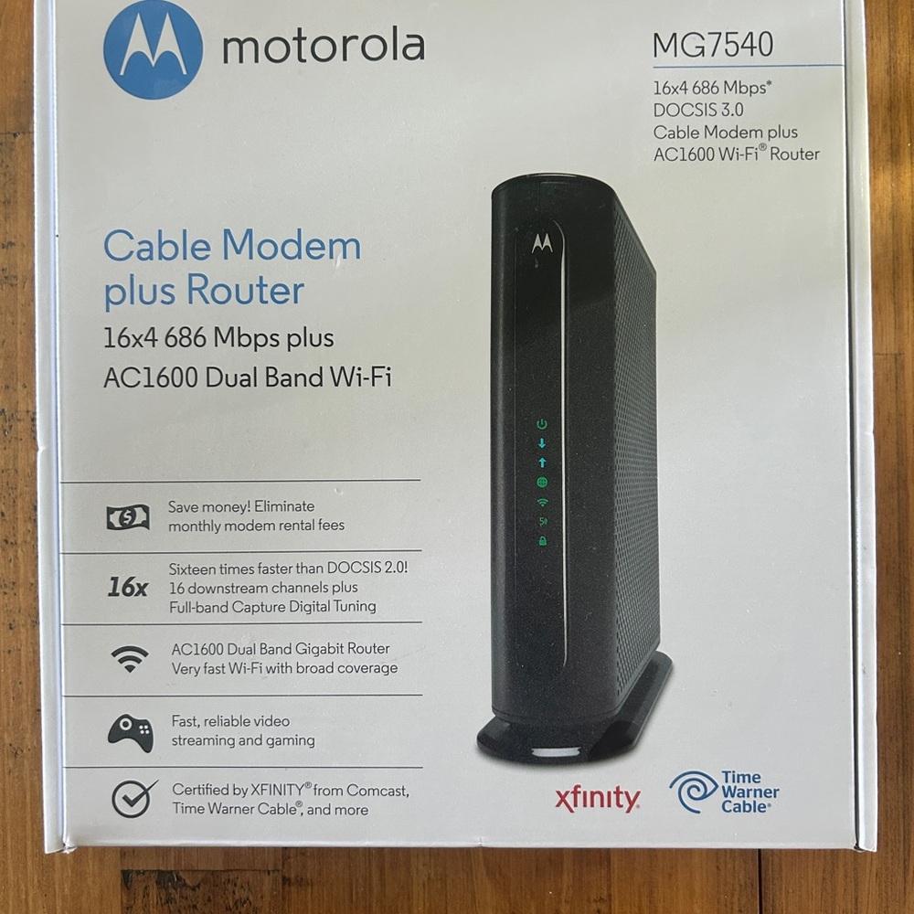 Motorola Black MG7540 Modem Router Combo